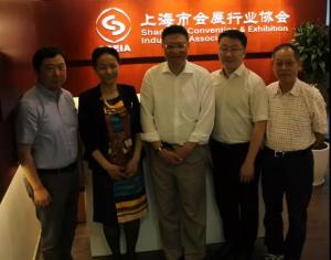 【协会发布】青浦区委副书记、区长夏科家一行莅临协会指导